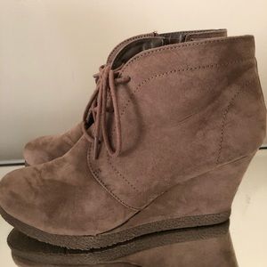 Wedge Booties ⚡️3/$15